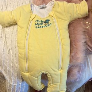 Baby sleep suit